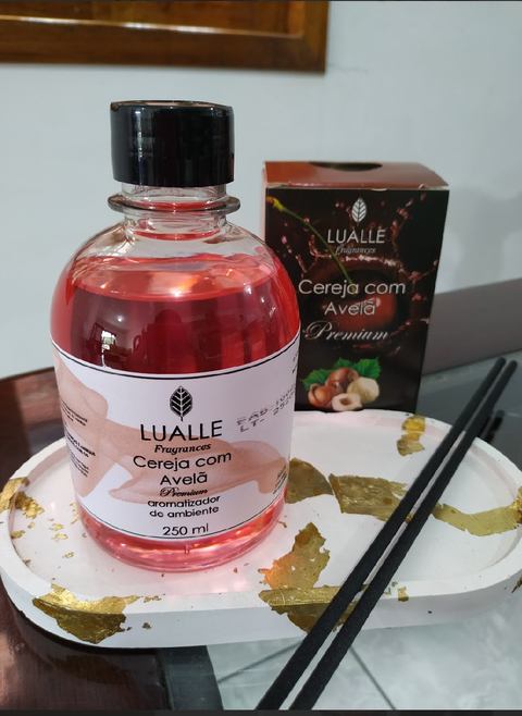Difusor de Ambiente Premium CEREJA com AVELÃ 250 ml - comprar online