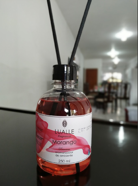 Difusor de Ambiente Premium MORANGO 250 ml - comprar online