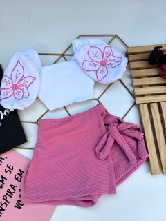 Conjunto flor bufante rosa