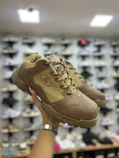 Bota Halftrack Bege - comprar online