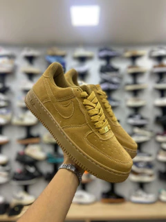 AF1 Camurça Caramel na internet