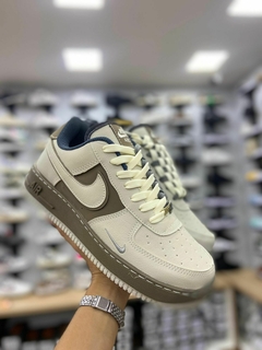 AF1 Medalha Cinza Nv - comprar online