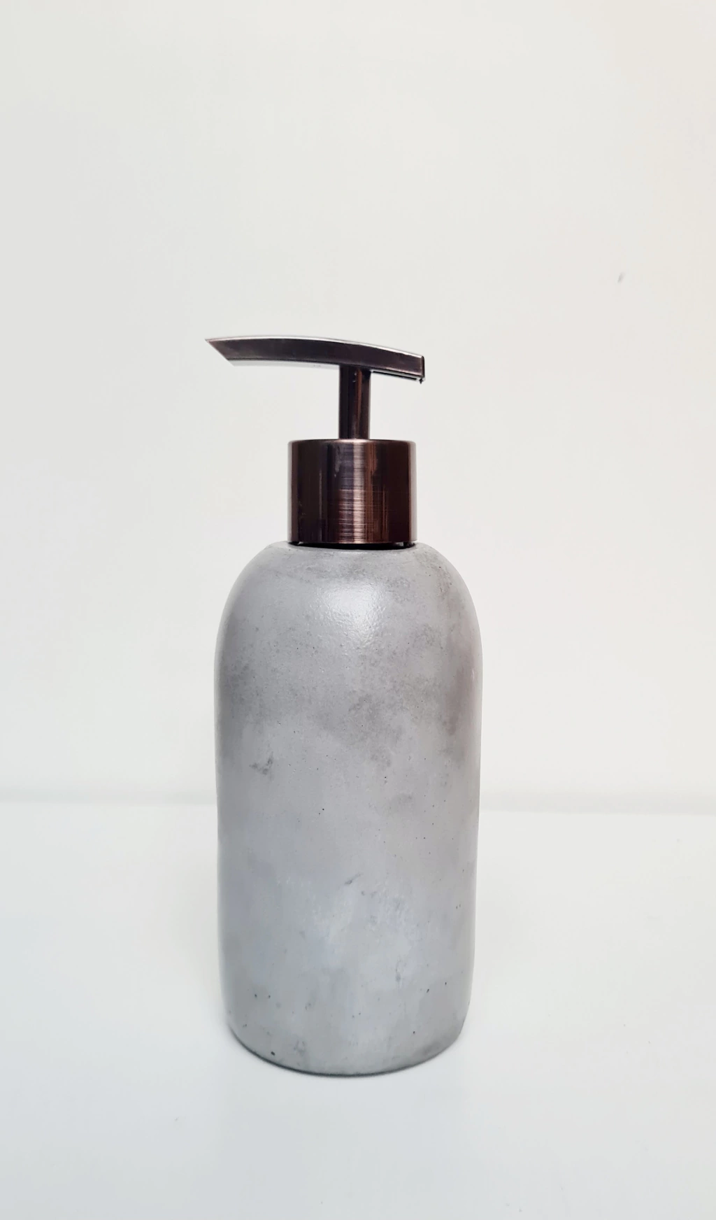Porta Sabonete Liquido Cimento Slim