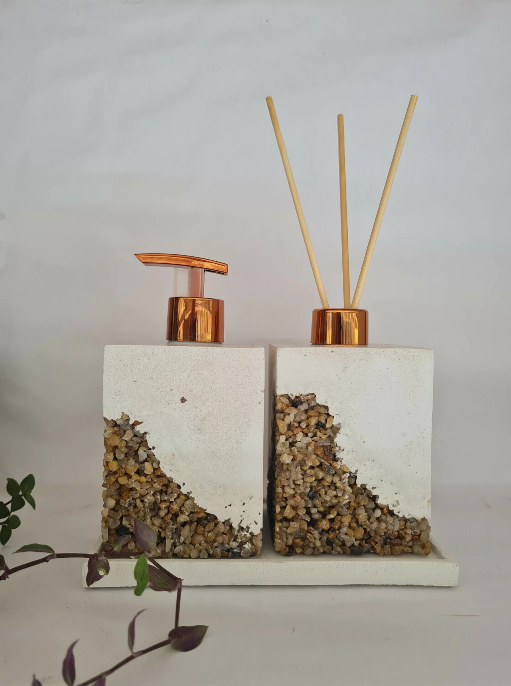 Kit Lavabo/Banheiro Cubo Janaina 02 Peças