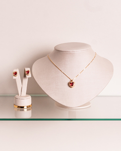 Conjunto de coração vermelho