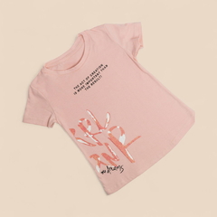 Remera Classic "Girl" en internet