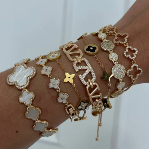 Bracelete inspiração Valentino