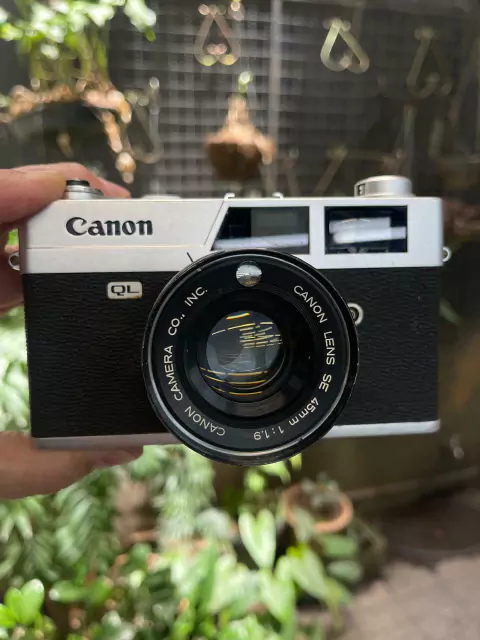 Câmera Canon Canonet QL19