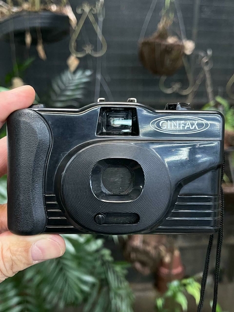 Câmera GINFAX