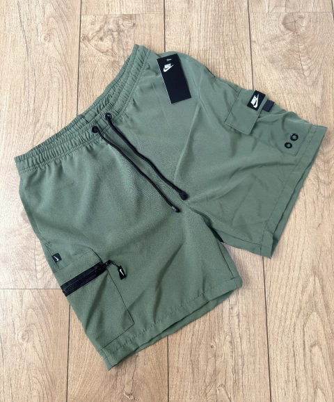 Short Nike Cargo Dry Fit Verde - comprar online