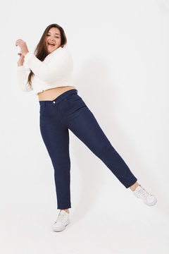 Imagen de Pantalón Plus con Ojalillo