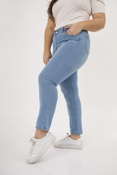 Pantalón Plus Size con Bolsillos
