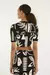 Blusa Cropped Estampada Lenço Tropicano - FARM - Boutique Babeles