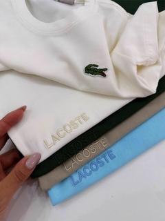 Camiseta Lacoste bordada - algodão com elastano - comprar online