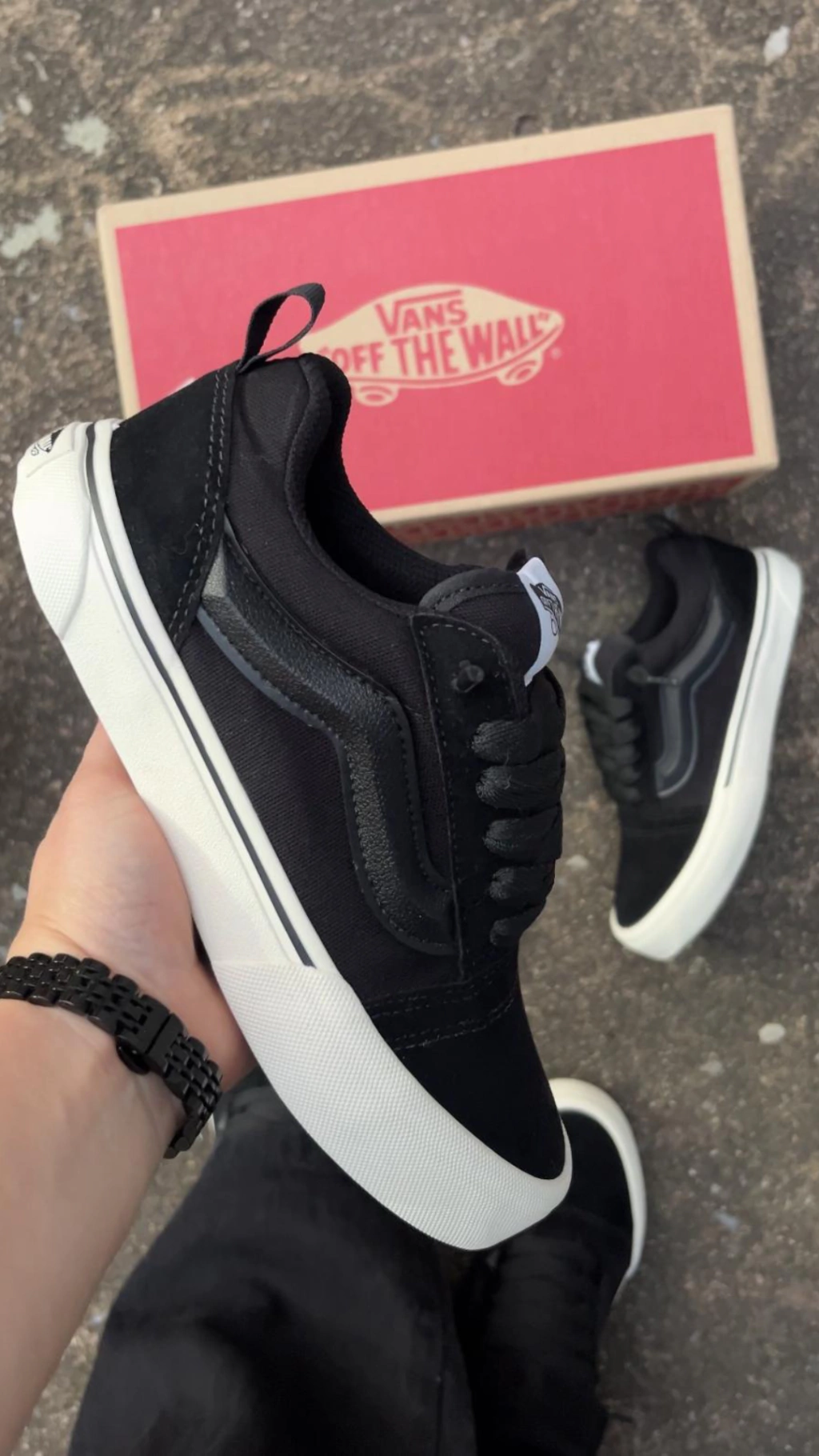 VANS KNU SKOOL PRETO / BEGE