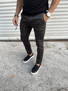 pantalon corte chino saten - gris topo - comprar online