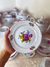 Conjunto de chá, café e bolo floral na internet