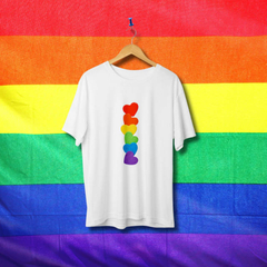 Camiseta Coração - ORGULHO - LGBT - Lojas Áurea