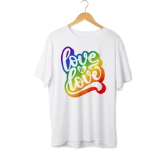 Camiseta Love is Love - LGBT - comprar online