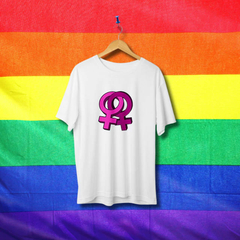 Camiseta Símbolo - LÉSBICA - LGBT na internet