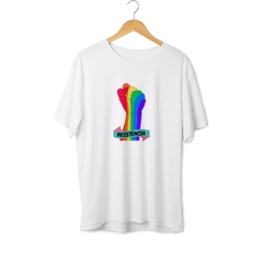 Camiseta Mão da Resistência - ORGULHO - LGBT - comprar online