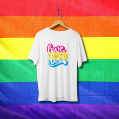 Camiseta Love is Love Pansexual - ORGULHO - LGBT - Lojas Áurea