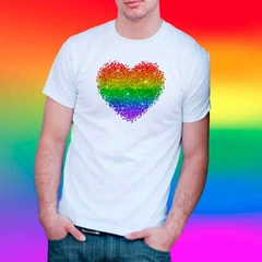 Camiseta Coração - Bandeira Orgulho - LGBT na internet