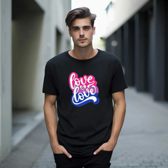 Camiseta Preta Love is Love Bisexual - ORGULHO - LGBT na internet