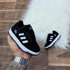 Tenis Adidas