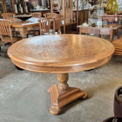Mesa de Jantar Redonda em Peroba Rosa com Pé Torneado 0,80