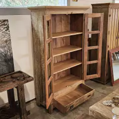 Armário Cristaleira com 2 Portas, 1 Gaveta, 4 vãos em Demolição - comprar online