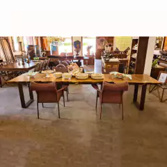 Mesa de Jantar Orgânica de Prancha Pequiá de Tora - comprar online