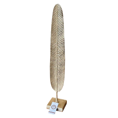 Escultura Decorativa Folha Dourada em Metal Fina Alta com Base