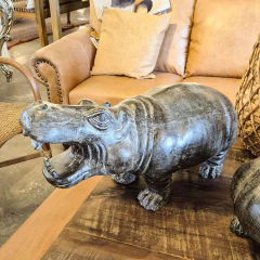 Imagem do Escultura de Hipopótamo em Cerâmica Preto com Cinza Grande