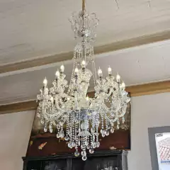 Lustre de Cristal Cromado com Pingentes e 18 Braços na internet