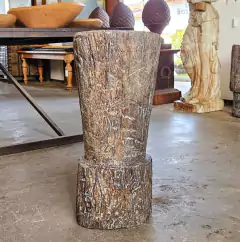 Pilão Decorativo Antigo Base de Fazenda Grande Pé Largo Profundo Enc. na internet