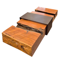 Mesa de Centro Tora Dupla de Cumaru c/ peça de Ferro e Rodas