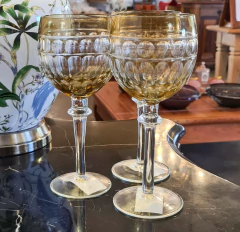 Taça Decorativa de Vidro Ambar para Água com Borda Fechada - Marcenaria Tiradentes - Móveis e Decoração Artesanais de alto padrão