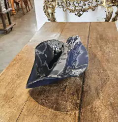 Imagem do Centro de Mesa Murano Folha Azul Profundo