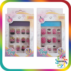 SET DE UÑAS POSTIZAS PARA NIÑAS - TINY PRETTY NAILS