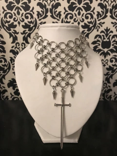 Collar mallado espada