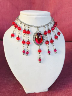 Collar camafeo piedras rojas