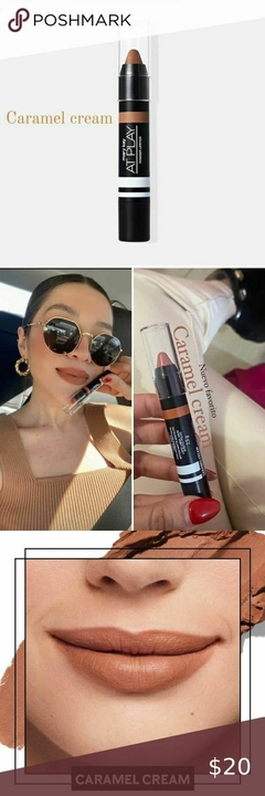 LABIAL MATE EFECTO POLVO AT PLAY