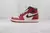 Air Jordan 1 Retro High "Chicago Lost And Found" na internet