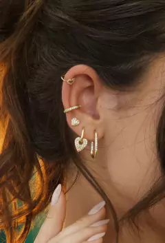 BRINCO DE ARGOLINHA ABAULADA LISA M NO OURO - comprar online