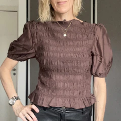 Blusa Aarhus Choco - comprar online