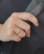 Anillo Cintillo Oro 18k medio sin fin con cubics blancos - comprar online