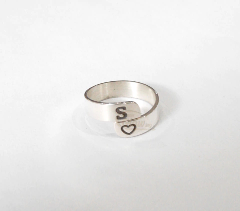 Anillo Plata 925 Adaptable Grabado con letra y corazon