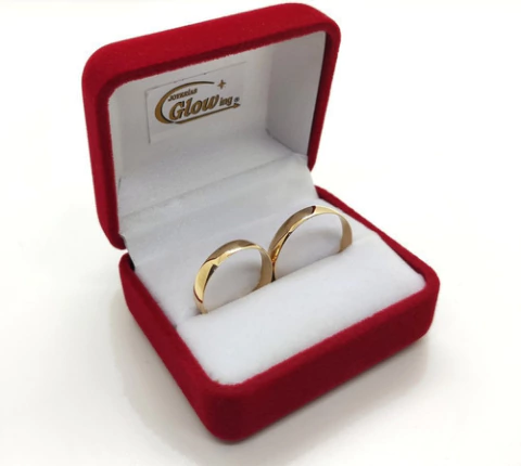 Par de Alianzas Oro 18k lisas Italiana 3mm. de 3 gramos