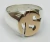 Anillo Sello Oval Con 2 Letras Caladas En Oro 18 - comprar online